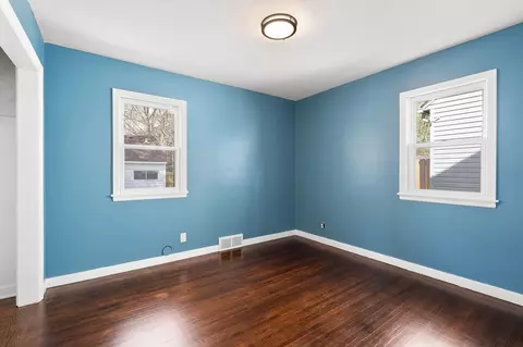 Bedroom - 801 11th Ave SE, Austin, MN 55912 photo 1 of 6