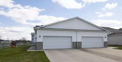 905 11th St W, West Fargo, ND 58078