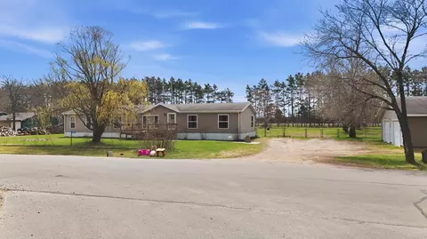 1987 Scearcyville Dr SW, Pillager, MN 56473