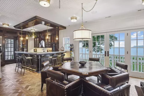 Dining - 20100 Lakeview Ave, Deephaven, MN 55331 photo 2 of 2