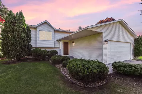 17420 Fontana Path, Farmington, MN 55024