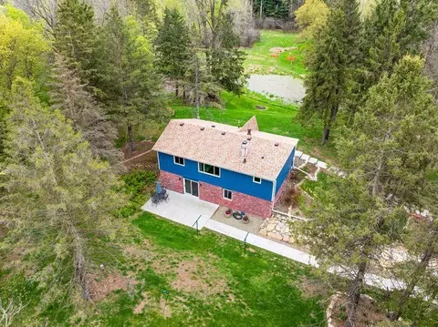 9411 Newgate Ave N, Stillwater, MN 55082