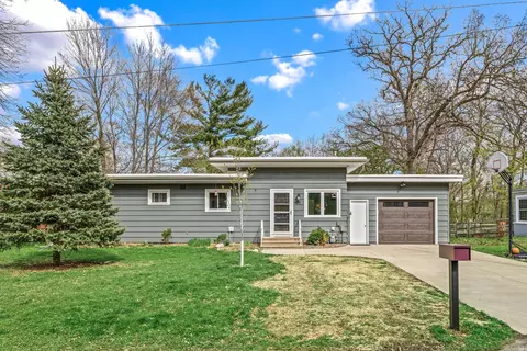 908 15th St SE, Menomonie, WI 54751