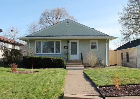 2164 Reaney Ave E, Saint Paul, MN 55119