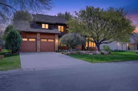8842 Hillswick Trl, Brooklyn Park, MN 55443