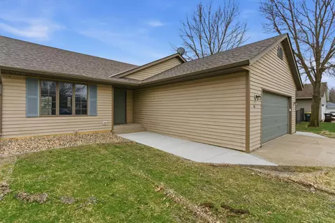 Exterior - 1811 13th St SE, Willmar, MN 56201 photo 3 of 6