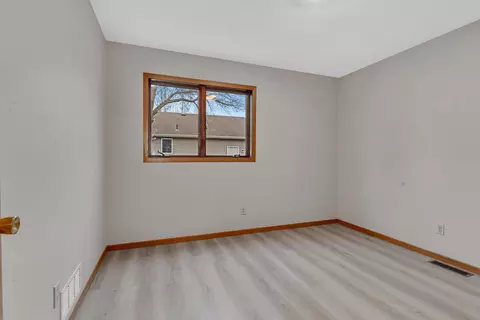 Bedroom - 1811 13th St SE, Willmar, MN 56201 photo 2 of 5