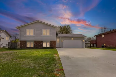 7401 75th Ave N, Brooklyn Park, MN 55428