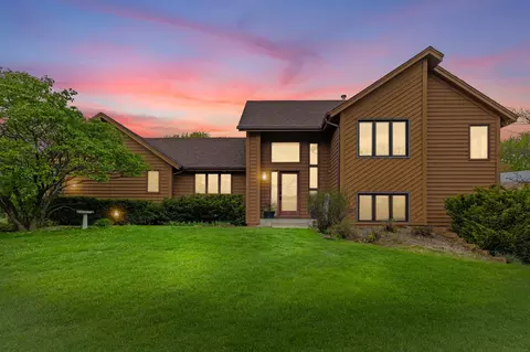 20702 Jaguar Ter, Lakeville, MN 55044
