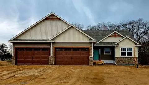 17338 7th St NE, Andover, MN 55304