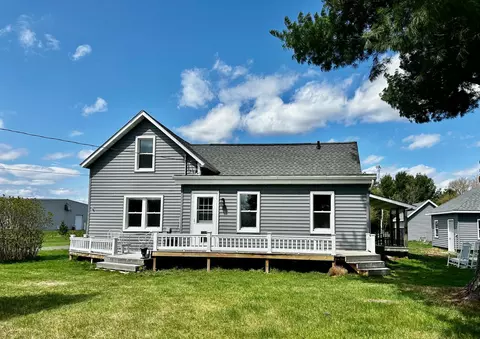 887 68th Ave, Amery, WI 54001