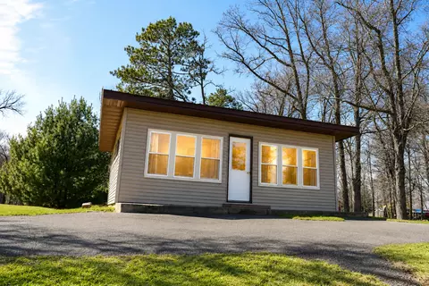 678 Shore Haven Ln, Hackensack, MN 56452