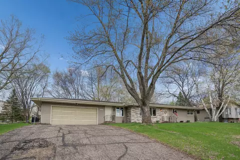 Exterior - 815 Myrtle St, Buffalo, MN 55313 photo 2 of 8