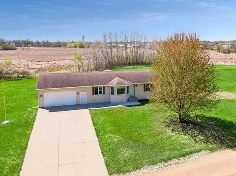 505 3rd Ave SE, Young America, MN 55397