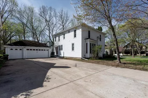 1104 7th St E, Menomonie, WI 54751