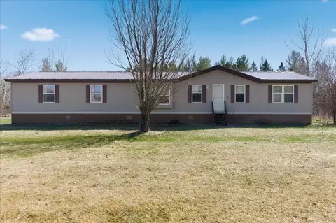 4612 E Valley Brook Rd, Superior, WI 54880