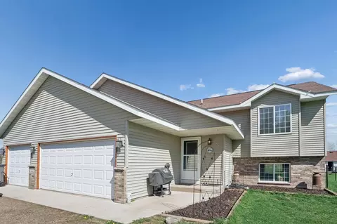 15902 110th St, Foreston, MN 56330