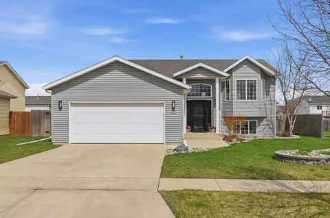 646 36th Ave W, West Fargo, ND 58078