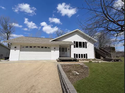 6166 Sandy Dr NE, Bemidji, MN 56601