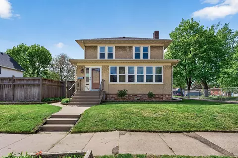 407 Osceola Ave S, Saint Paul, MN 55102