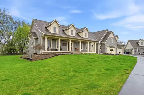 10560 31st Pl NE, Saint Michael, MN 55376