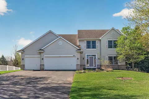 7895 Hill Rd, Woodbury, MN 55125