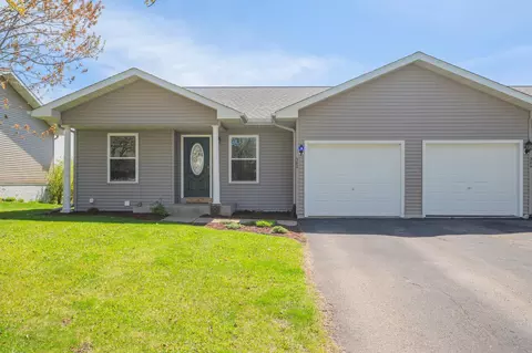 382 Cedar St, Baldwin, WI 54002