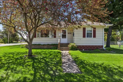 608 2nd Ave SW, Forest Lake, MN 55025