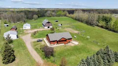 17991 Glendorado Rd, Princeton, MN 55371