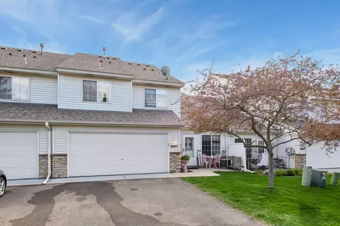 8887 Partridge Rd, Saint Bonifacius, MN 55375