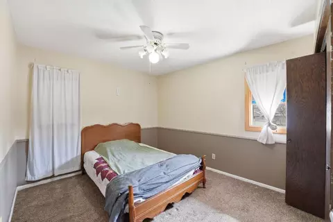 Bedroom - 833 Lewis Pl, Saint Cloud, MN 56301 photo 2 of 3