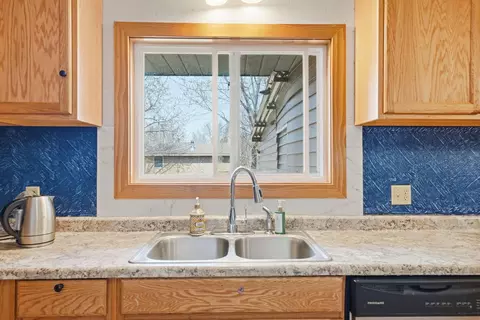 Kitchen - 833 Lewis Pl, Saint Cloud, MN 56301 photo 5 of 6