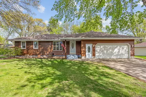 10621 Washington Blvd NE, Blaine, MN 55434