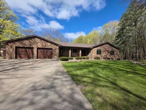 10679 Crow Hassan Park Rd, Hanover, MN 55341