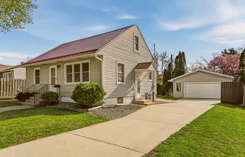 1006 10th Ave NW, Rochester, MN 55901