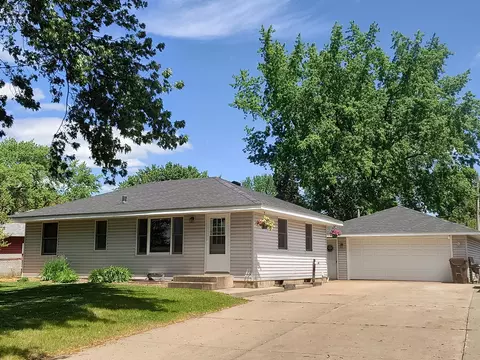 6526 90th St S, Cottage Grove, MN 55016