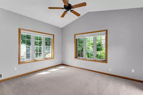 321 Summer Pl E, Maplewood, MN 55117 photo 20