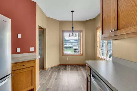 321 Summer Pl E, Maplewood, MN 55117 photo 8