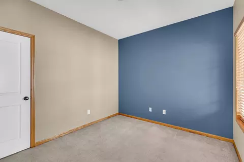 321 Summer Pl E, Maplewood, MN 55117 photo 22