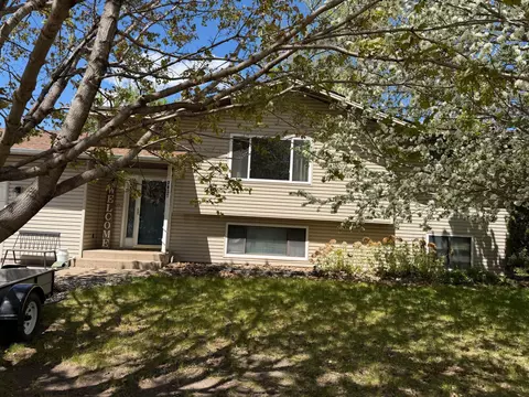 3037 22nd St S, Saint Cloud, MN 56301