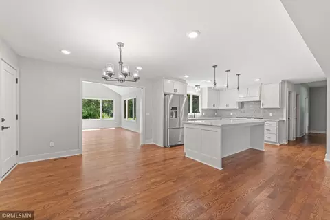 1255 78th St, Victoria, MN 55386