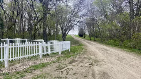 25450 Csah 14, Darwin, MN 55324 photo 2