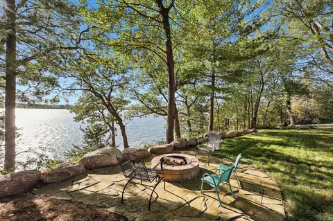 24560 Cedar Point Rd, New Prague, MN 56071