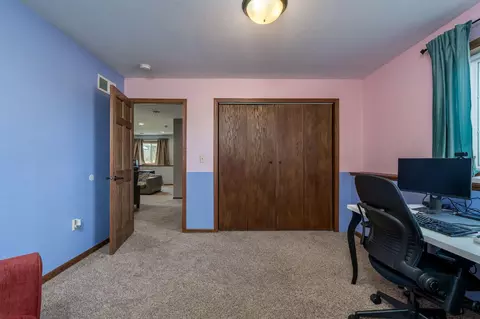 Bedroom - 2080 Pratt Cir, Saint Peter, MN 56082 photo 5 of 5