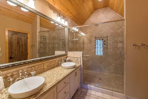 Bath - 52823 Loon Ave, Mcgregor, MN 55760 photo 1 of 5