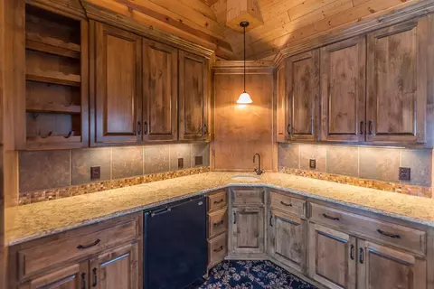 Kitchen - 52823 Loon Ave, Mcgregor, MN 55760 photo 4 of 6
