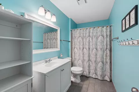 Bath - 5870 Daniel Ct, Shoreview, MN 55126 photo 1 of 2