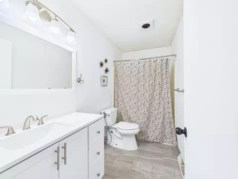 Bath - 2210 Green Dr, Faribault, MN 55021 photo 1 of 2