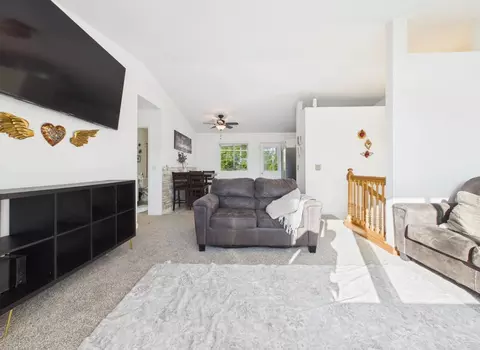 Living - 2210 Green Dr, Faribault, MN 55021 photo 3 of 5