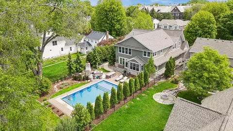 5228 Halifax Ave S, Edina, MN 55424